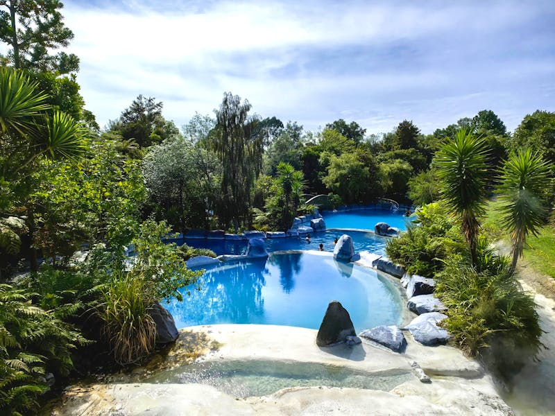 Silicat-Terrassen in Wairakei bei Taupo - Neuseeland - ©Simone Willner - Eberhardt TRAVEL