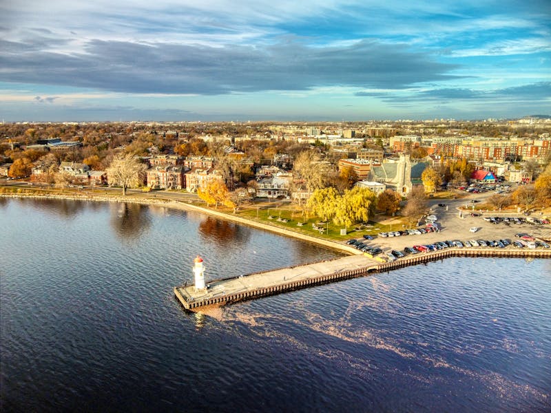 Lachine am St. Lorenz Strom bei Montreal - ©JBL - stock.adobe.com