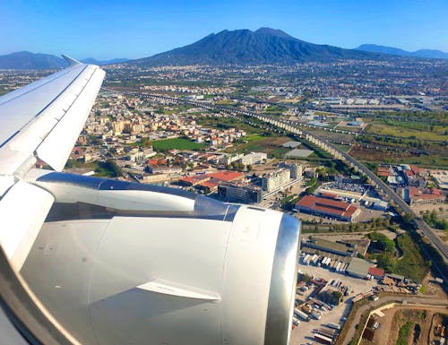 Abflug Neapel – © Benjamin Rodriguez Manzanares - Eberhardt TRAVEL