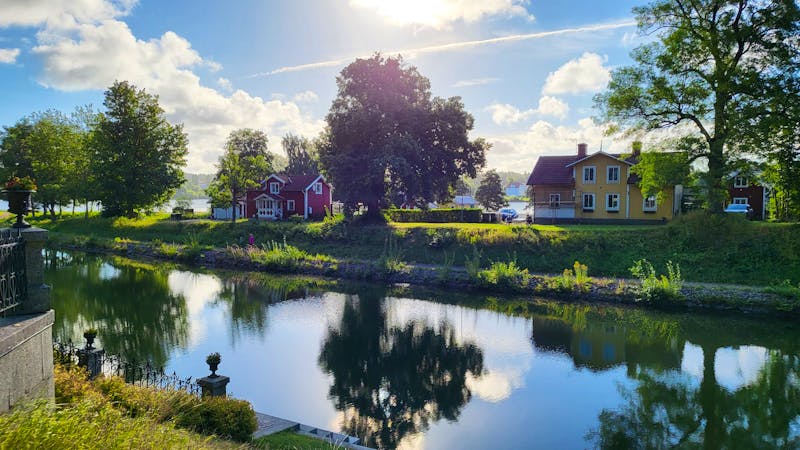 Spaziergang bei der Schleusentreppe in Borenshult - ©Franziska Bergmann (Eberhardt TRAVEL)