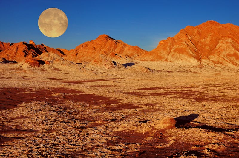 Abensstimmung im Valle de la Luna in der Atacama-Wüste  - ©serjiob74 - stock.adobe.com