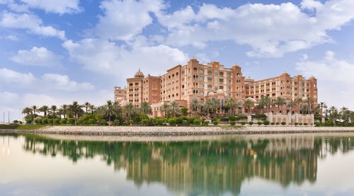 Kempinski Marsa Malaz Hotel in Doha - Außenansicht – © Kempinski Marsa Malaz Hotel