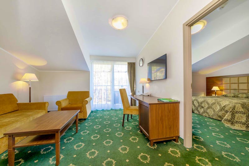 Medical SPA Eglés Birstonas in Birschtannen - Suite Wohnbereich und Schlafzimmer – ©Medical SPA Eglés Birstonas