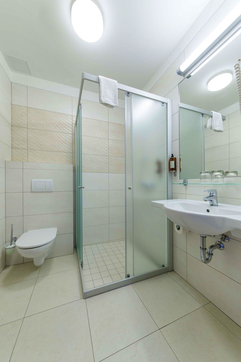 Medical SPA Eglés Birstonas in Birschtannen - Doppelzimmer Badezimmer – ©Medical SPA Eglés Birstonas