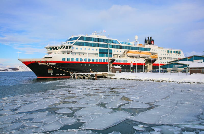 Hurtigruten-Schiff MS Trollfjord in Kirkenes - ©Leslie A  Kelly - Hurtigruten