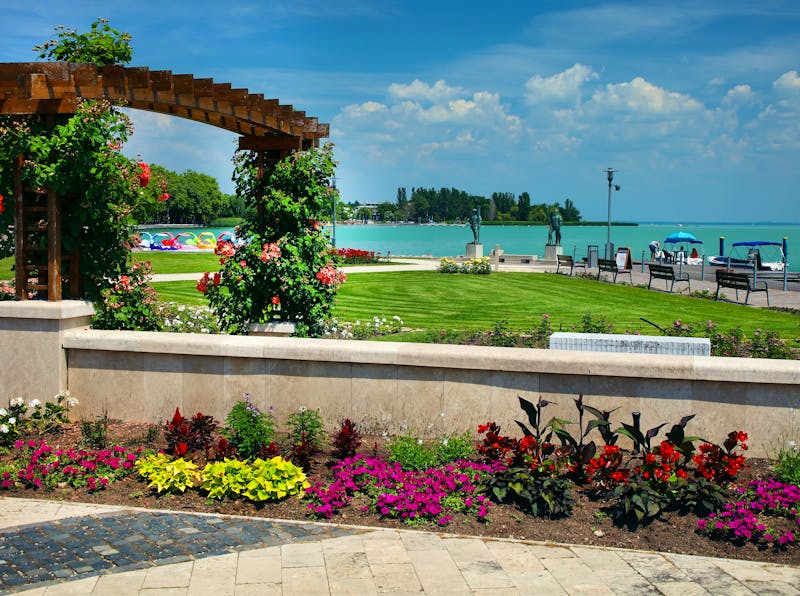 Balatonfüred am Nordufer des Plattensees in Ungarn - ©Rechitan Sorin - stock.adobe.com