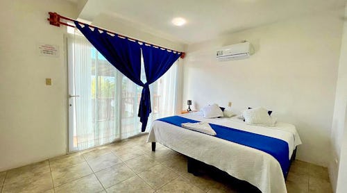 Hotel Cally - Doppelzimmer Beispiel – © Copyright © 2024 Hotel Cally.