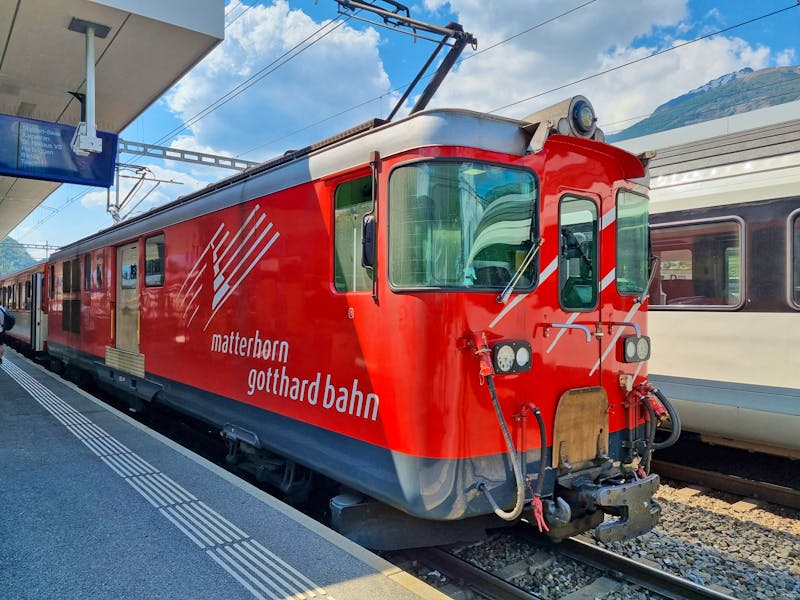 Zugfahrt von Visp nach Zermatt  - ©Katrin Deutschbein - Eberhardt TRAVEL
