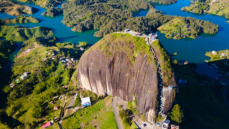Felsen Peñón de Guatapé in der Region Antioquia  - ©Mylifeontopdm - stock.adobe.com