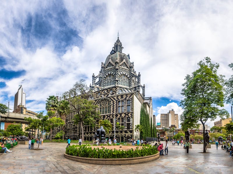 Botero-Platz und Kulturpalast in Medellin - ©diegograndi - stock.adobe.com