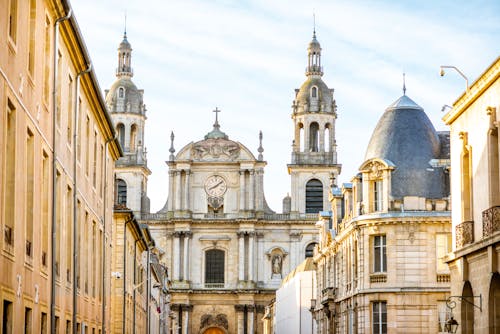 Kathedrale von Nancy &ndash; &copy; ROSSandHELEN photoqraphers - stock.adobe.com