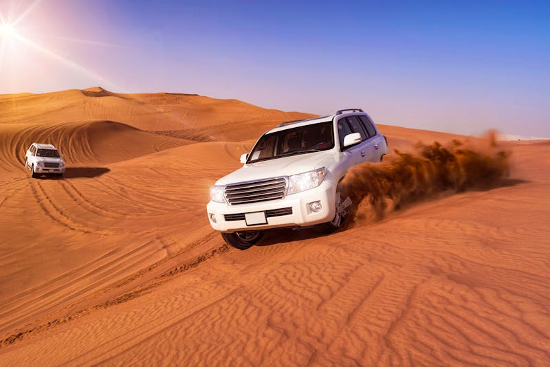 Jeeptour in der Wüste von Dubai - ©Felix Pergande - stock.adobe.com