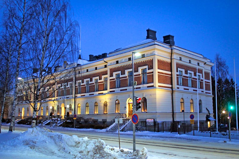 Alte Backstein-Architektur in Oulu - Finnland - ©free2trip - stock.adobe.com