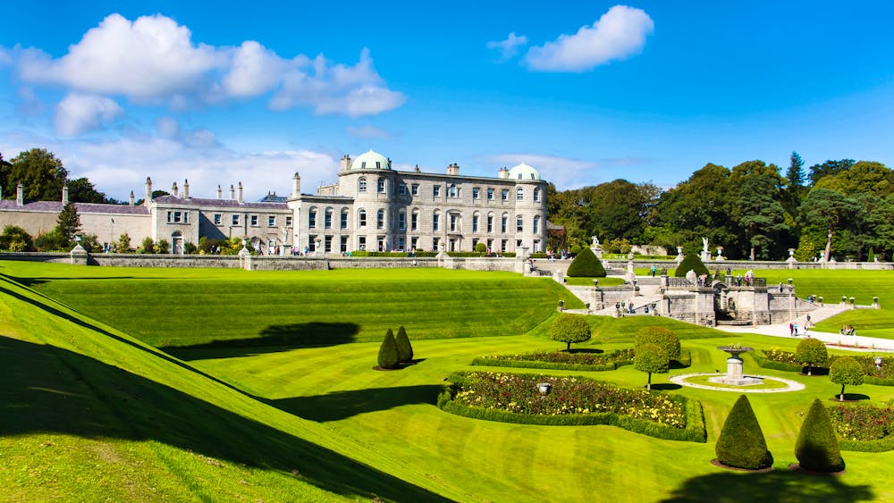 Powerscourt Gardens in Irland  &ndash; &copy; Dawid - stock.adobe.com