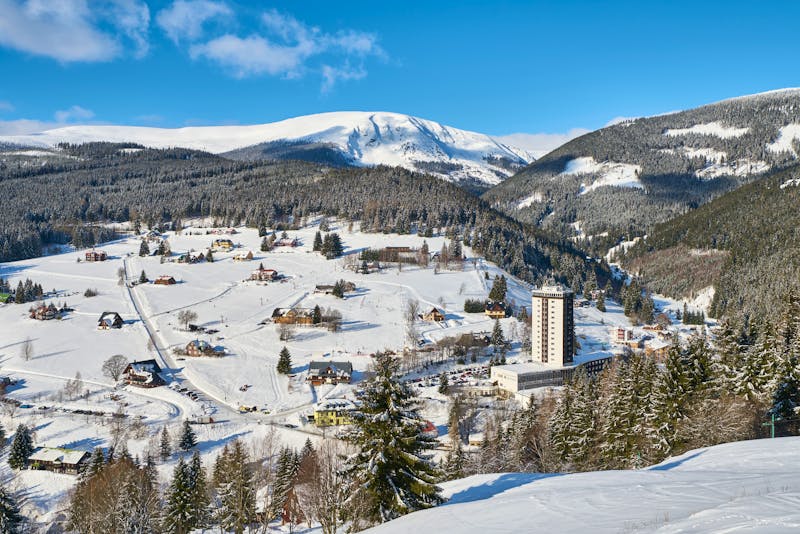 Tschechien, Pec pod Snezkou, Winterpanorama - ©www fotosalek com