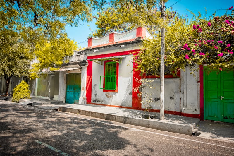 Puducherry in Tamil Nadu - französisches Flair in der Altstadt der südindischen Stadt - ©Snap Royce Photo Co. - stock.adobe.com
