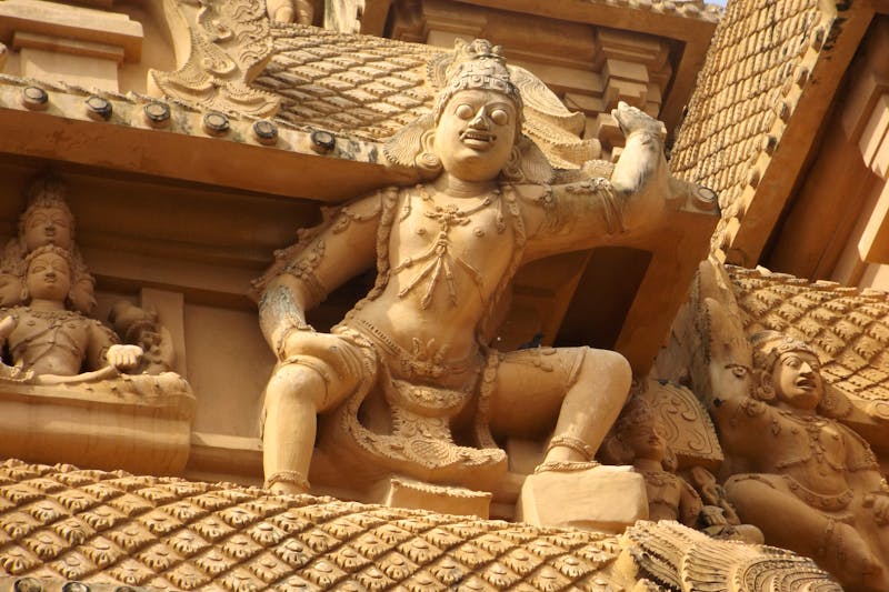  Tanjore (Thanjavur) - Tempelwächter im Brihadishvara-Tempel (UNESCO-Weltkulturerbe) - ©csuwa - stock.adobe.com