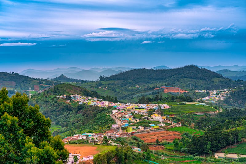 Udhagamandalam (Ooty) - Blick in das Nilgiri-Gebirge - ©malangusha - stock.adobe.com