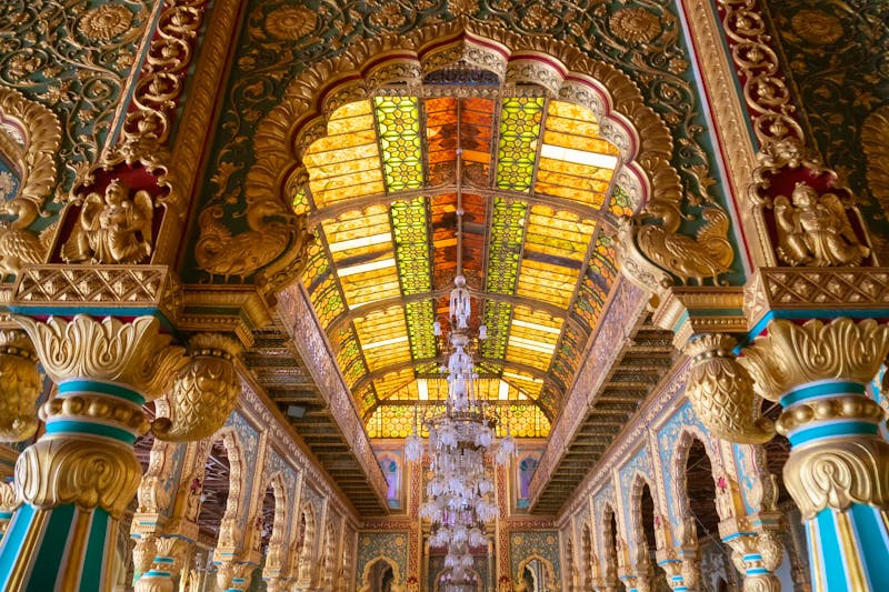Mysuru (Mysore) - Durbar Hall (Diwan-E-Khas) im Mysore Palast  - ©mitrarudra - stock.adobe.com