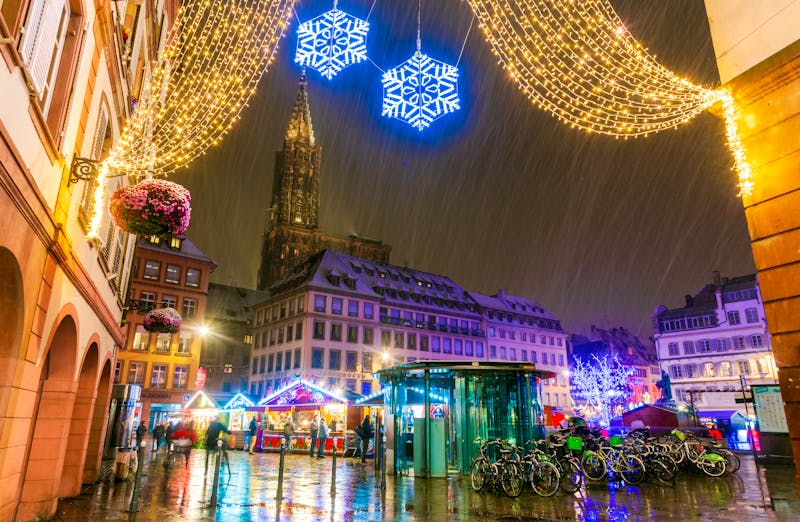 Straßburg im Elsass - Gutenberg-Platz in der Weihnachtszeit - ©ecstk22 - stock.adobe.com