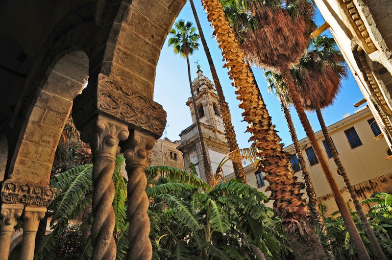 Palermo - Hinterhof am Piazza San Domenico - ©lamio - stock.adobe.com