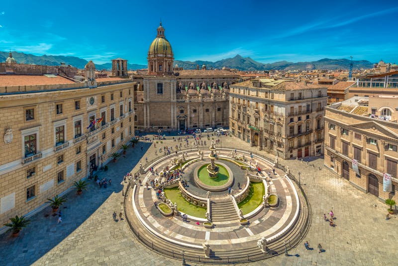 Piazza Pretoria und die Fontana Pretoria in Palermo - ©javarman - stock.adobe.com