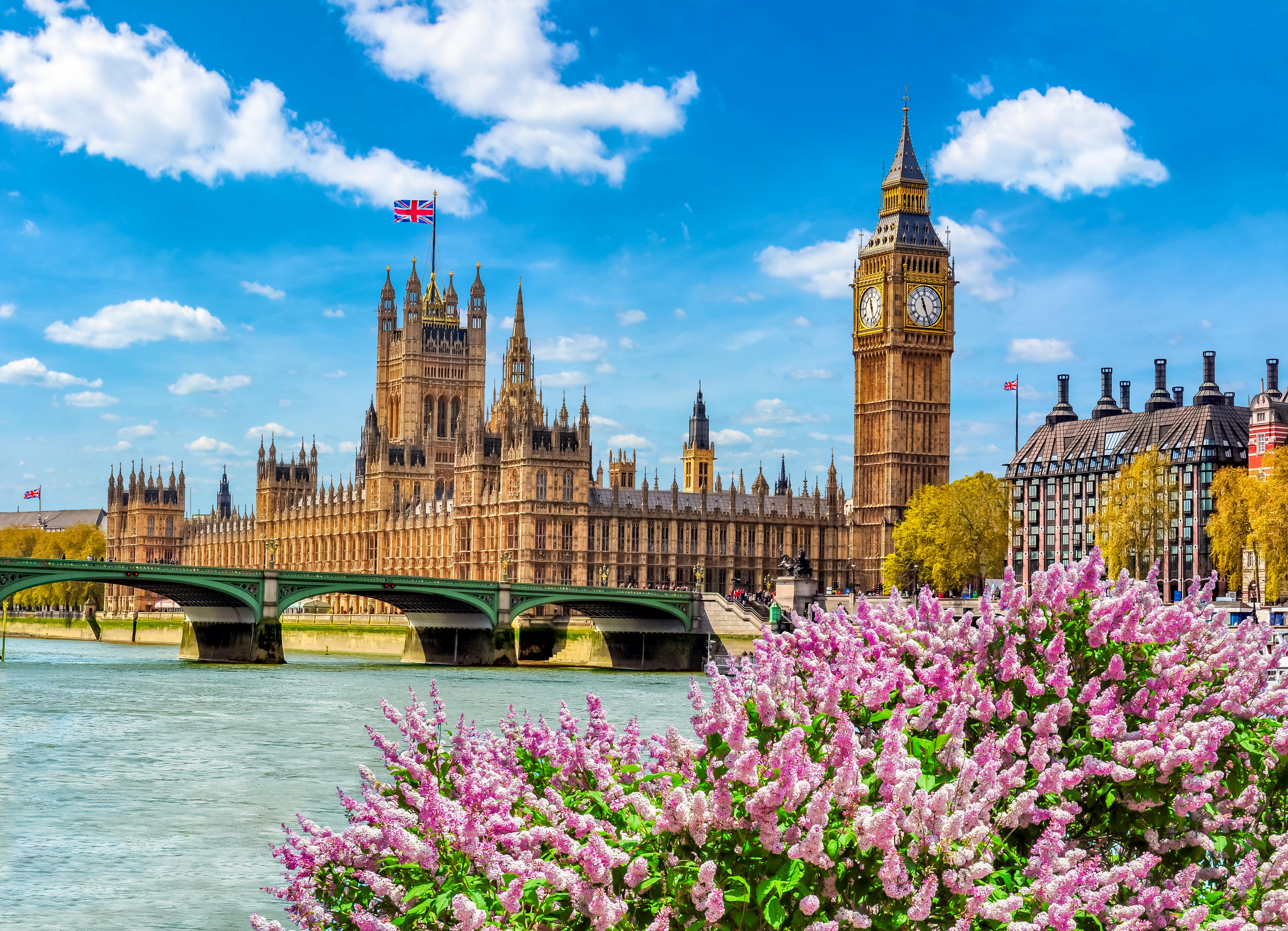 Big Ben und Parlament in London – © Mistervlad - stock.adobe.com