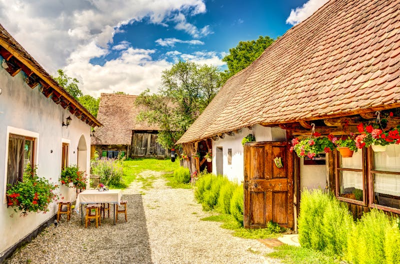 Altes sächsisches Dorf Viscri in Transylvanien - ©mehdi33300 - stock.adobe.com