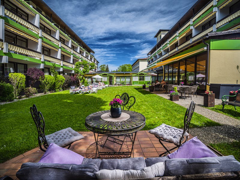 Bad Füssing - Kurhotel Unter den Linden - Garten – ©Kurhotel Unter den Linden Bad Füssing