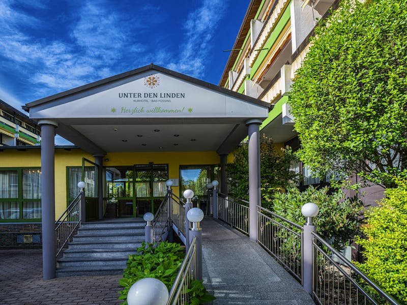 Bad Füssing - Kurhotel Unter den Linden - Aussenansicht – ©Kurhotel Unter den Linden Bad Füssing