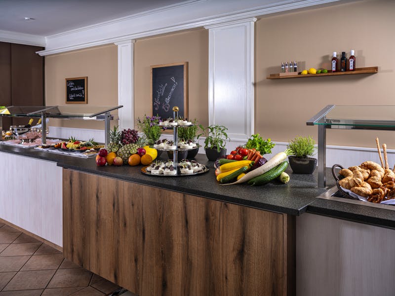 Bad Füssing - Kurhotel Unter den Linden - Restaurant – ©Kurhotel Unter den Linden  Bad Füssing