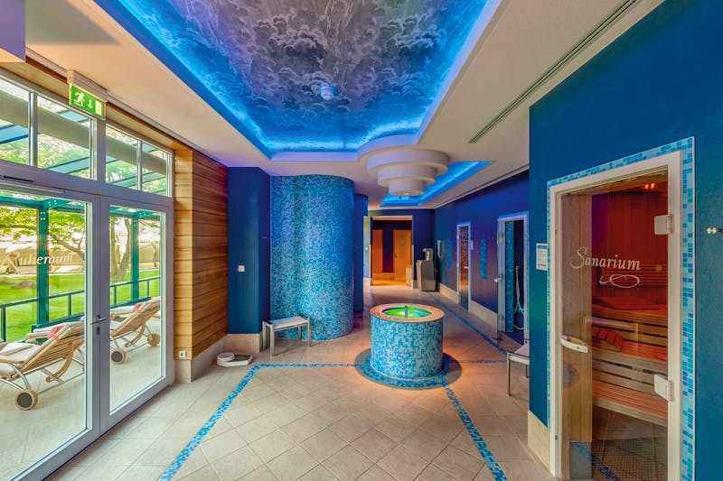 Wellness-Bereich im Travel Charme Kühlungsborn – ©Copyright - 360 Grad Team (Pool)