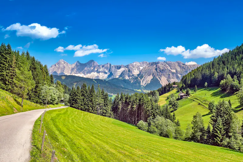 Blick zum Dachstein-Massiv bei Ramsau - &copy;beachfront - stock.adobe.com