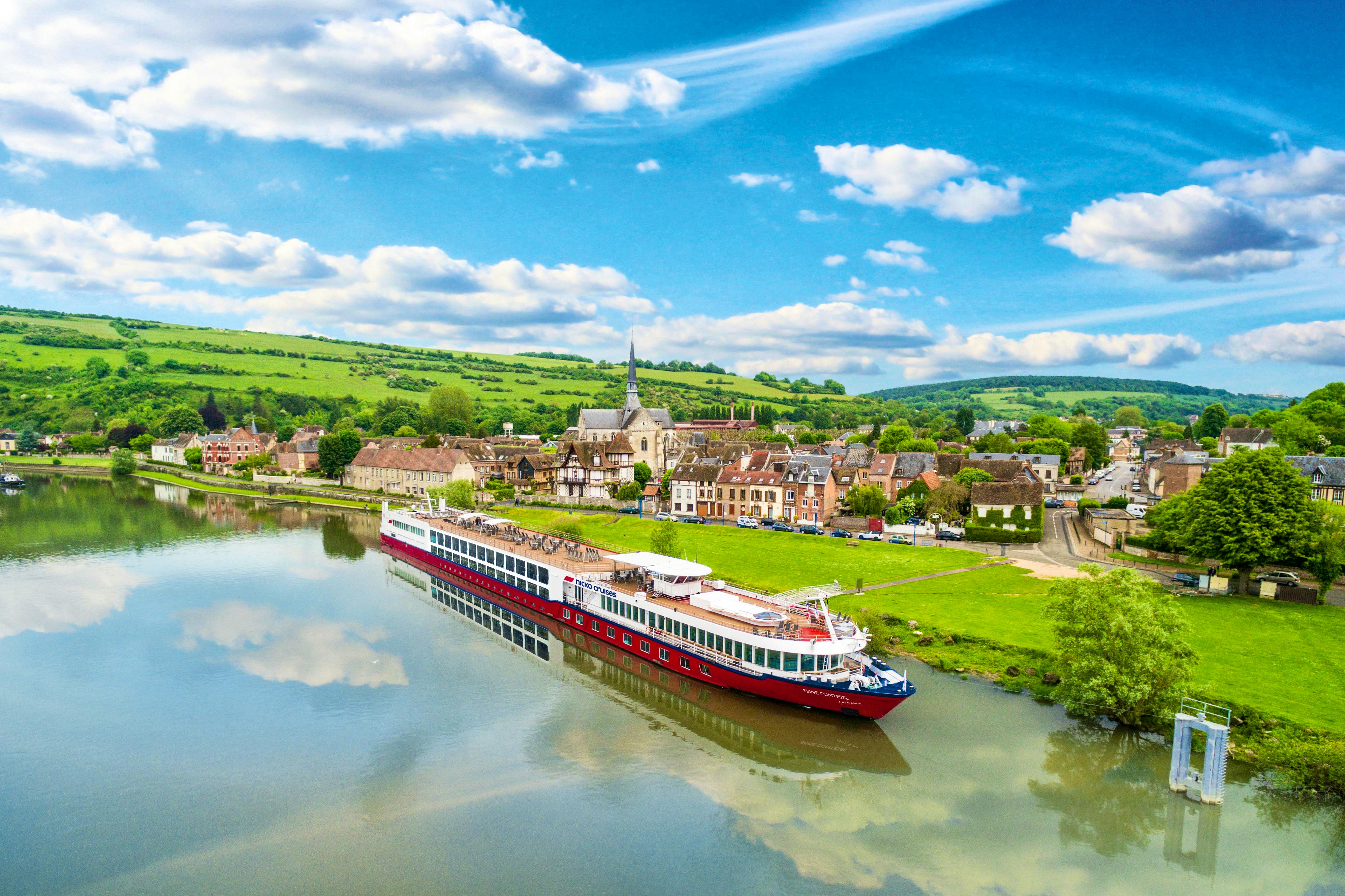 SEINE COMTESSE nicko cruises - Seine Comtesse auf der Seine&nbsp;&ndash;&nbsp;&copy;&nbsp;nicko cruises Schiffsreisen GmbH