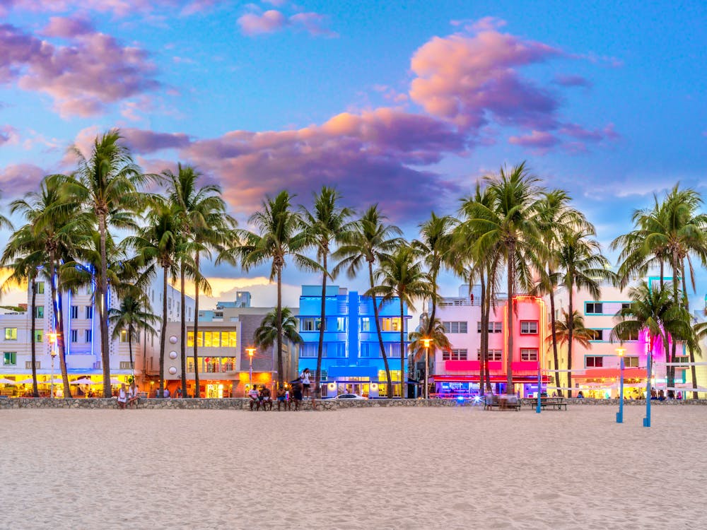 Miami Beach, Ocean Drive, Florida &ndash; &copy; Earth Pixel LLC. - stock.adobe.com