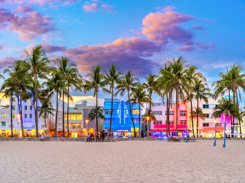 Miami Beach, Ocean Drive, Florida - ©Earth Pixel LLC. - stock.adobe.com