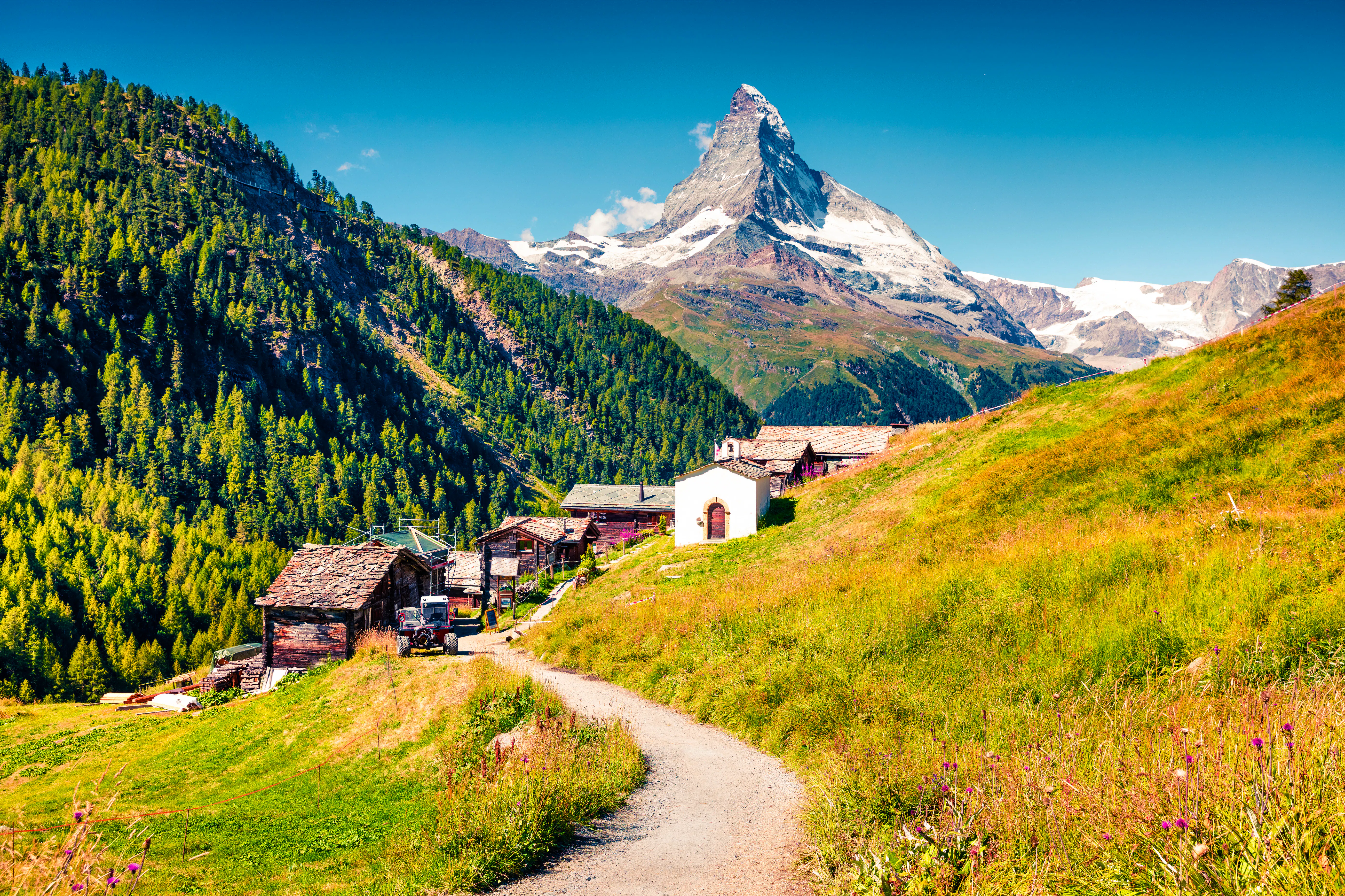 Zermatt und Matterhorn im Herbst &ndash; &copy; Andrew Mayovskyy - stock.adobe.com