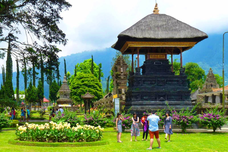 Ulun Danu Tempel am Bratansee auf Bali - ©Frank Nimschowski - Eberhardt TRAVEL