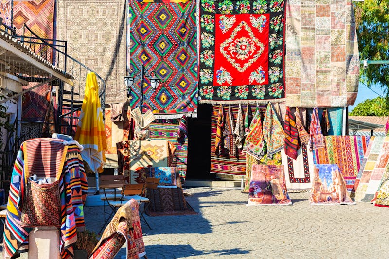 typisch türkische Teppiche vor Didyma (Aydin) - Türkei - ©Elena - stock.adobe.com