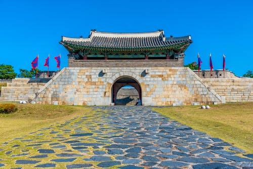 Hwaseong Festung in Suwon &ndash; &copy; dudlajzov - stock.adobe.com