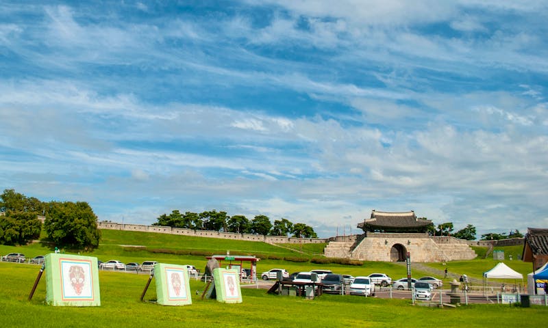 Bogenschießen in der Hwaseong Festung in Suwon - ©LEE DAE EUN - stock.adobe.com