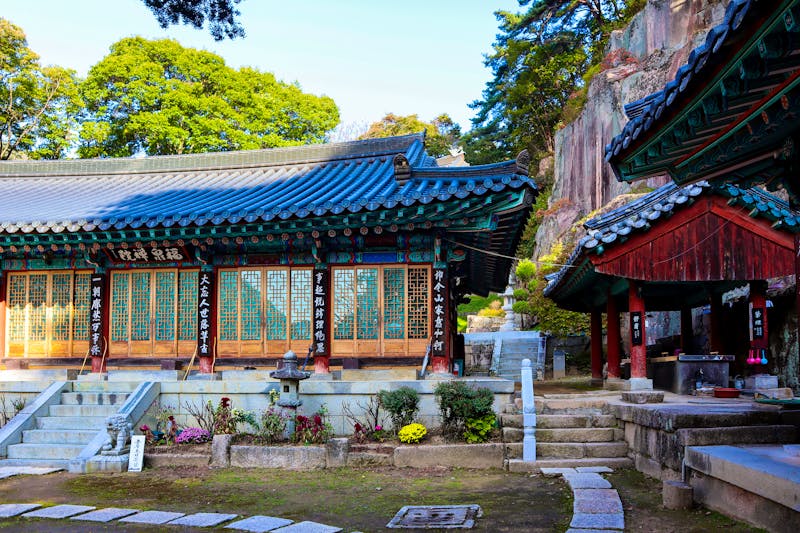 Tempel im Songnisan-Nationalpark in Südkorea - ©VanAerrus - stock.adobe.com