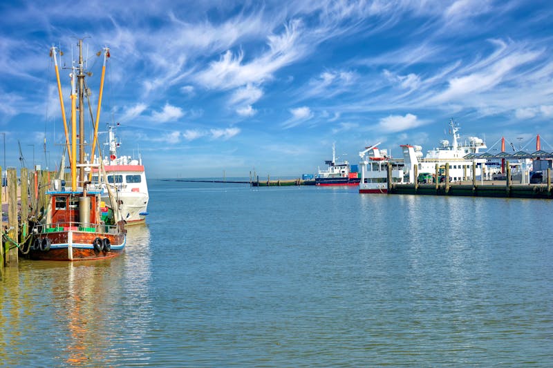 Hafen von Harlesiel am Wattenmeer - ©travelpeter - stock.adobe.com