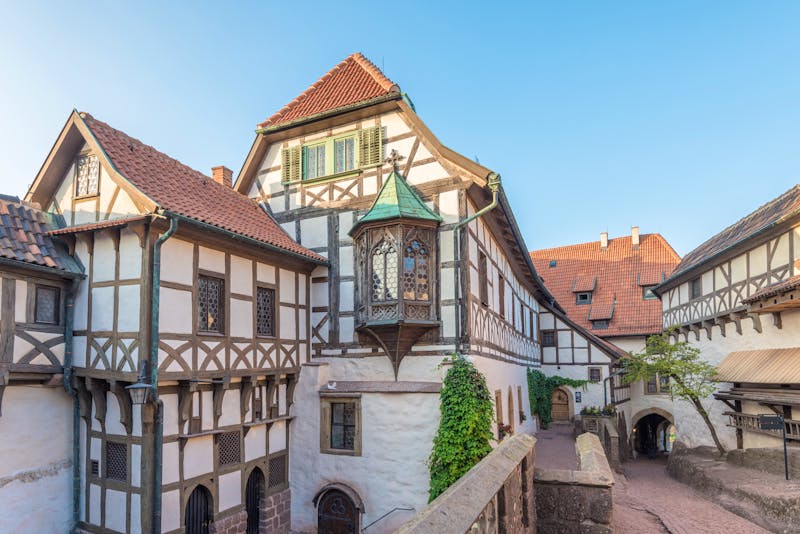 Wartburg bei Eisenach - erster Burghof - ©schulzfoto - stock.adobe.com