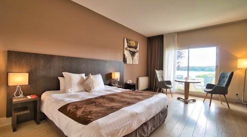 Hotel Golf de l'Aliette_Zimmerbeispiel Holz – © Eberhardt TRAVEL - Eberhardt TRAVEL