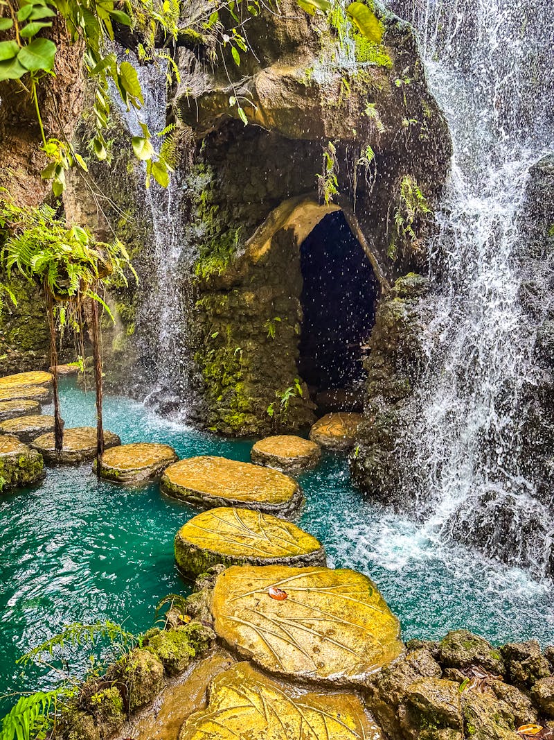 Dantewada Land of Angels Waterfall Park in Mae Taeng - ©pierrick - stock.adobe.com