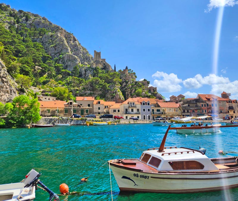 Bootsfahrt auf dem Fluss Cetina - ©Petra Hady - Eberhardt TRAVEL