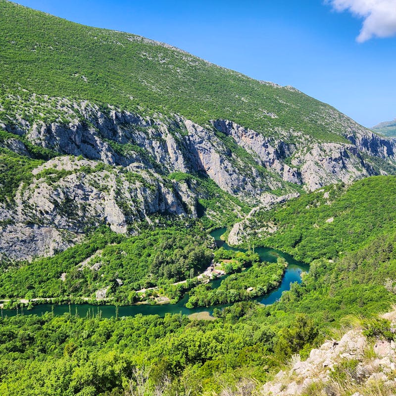 Wanderung über dem Fluss Cetina in Dalmatien - ©Petra Hady - Eberhardt TRAVEL