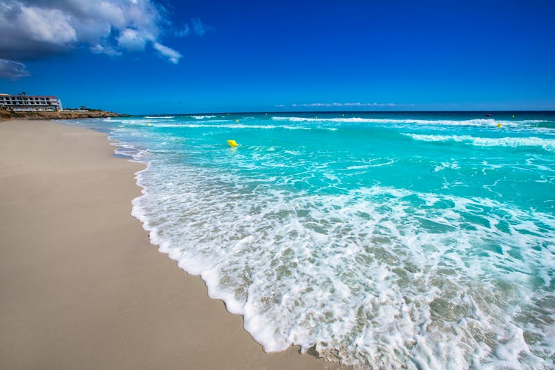 Strand von Sant Tomas auf Menorca - ©TONO BALAGUER - stock.adobe.com