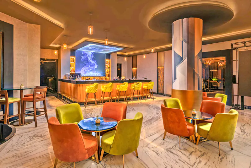 Mövenpick Hotel Kairo Media City - Lobby-Bar - &copy;Mövenpick Hotel Kairo Media City